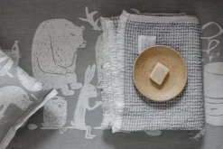 Lapuan Kankurit Eläinten Sauna sittunderlag för bastu, 46 x 150 cm, svart -linne