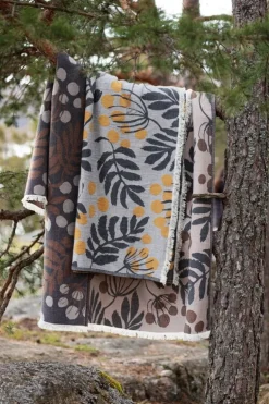 Lapuan Kankurit Pihapuu filt, 135 x 180 cm, grå - honung - svart