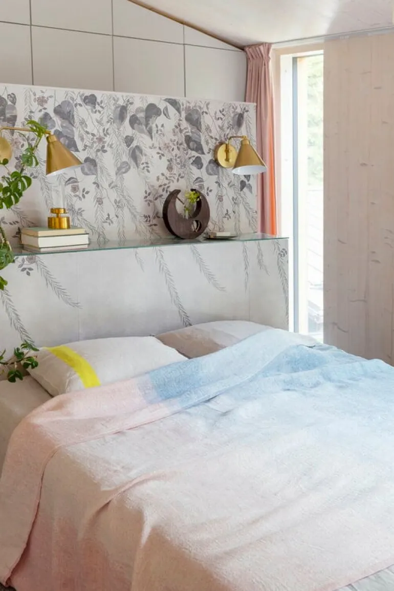 Lapuan Kankurit Saari bordsduk/filt, 145 x 200 cm, rosenröd - blå