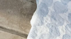 Lapuan Kankurit Sade handduk, vit - blå