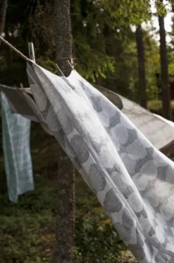 Lapuan Kankurit Sade stort badlakan, vitt - grått