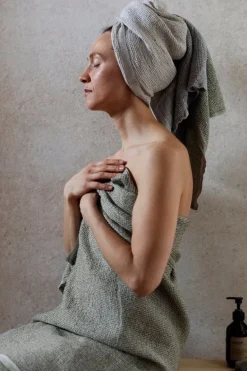 Lapuan Kankurit Terva jättehandduk, vit - oliv