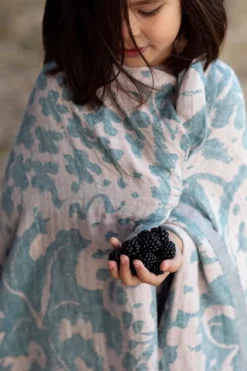 Lapuan Kankurit Villiyrtit jättehandduk, ros - petroleum