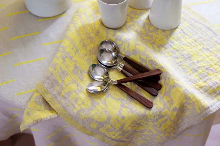 Lapuan Kankurit Villiyrtit handduk, gul - linne