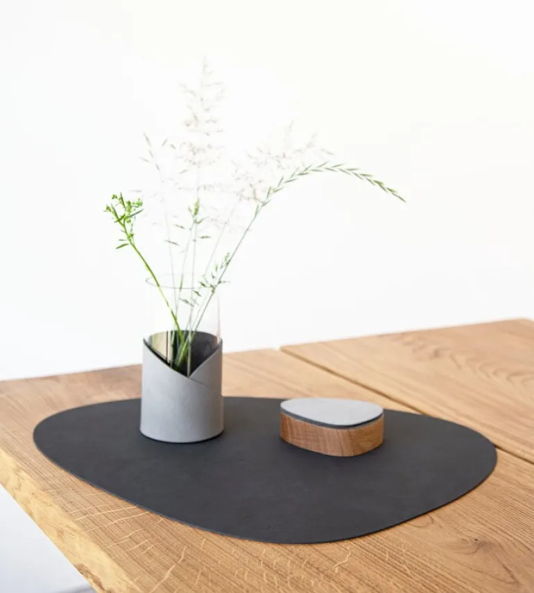 Lind DNA Curve bordstablett, 37 x 44 cm, svart Nupo-läder