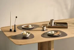 Lind DNA Curve bordstablett, 37 x 44 cm, kaviarfärgat Nupo-läder