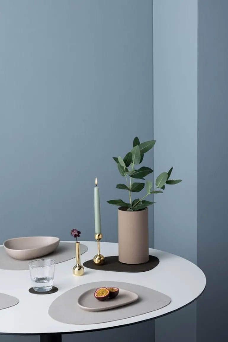 Lind DNA Curve bordstablett, 37 x 44 cm, ostronvitt Nupo-läder