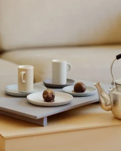 Lokal Helsinki Tyyni bricka, M, gråviolett