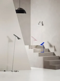 Louis Poulsen AJ golvlampa, polerat rostfritt stål