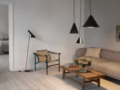 Louis Poulsen Keglen 250 pendellampa, svart