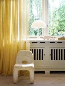 Louis Poulsen Panthella 320 bordslampa, opal