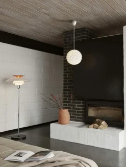 Louis Poulsen Patera 300 pendellampa, vit