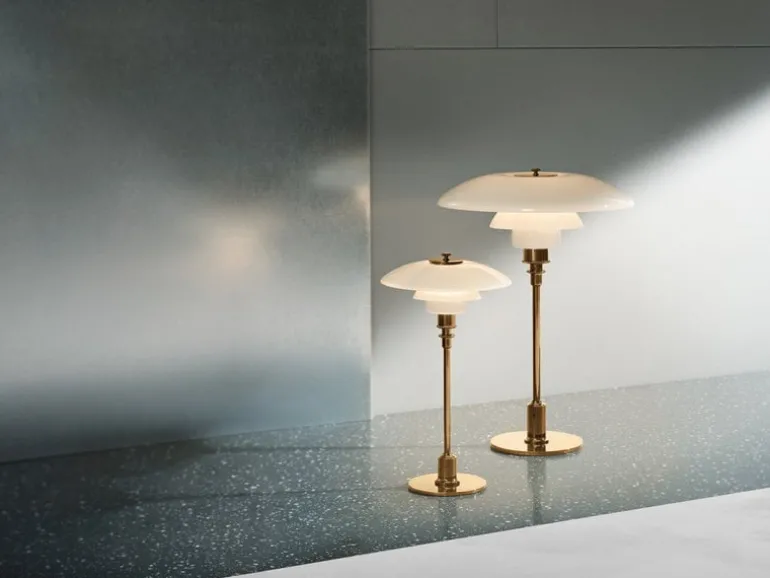Louis Poulsen PH 3½-2½ bordslampa, metalliserad mässing