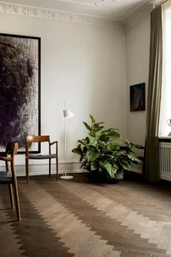 Louis Poulsen Yuh golvlampa, vit