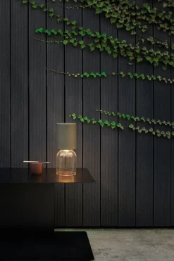 Luceplan Nui Mini bärbar bordslampa, sand