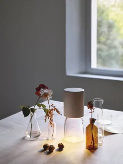 Luceplan Nui Mini bärbar bordslampa, sand