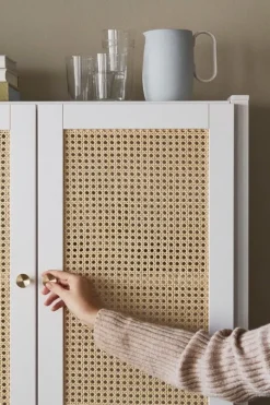 Lundia Classic skåp med rottingdörrar, 84 x 149 cm, vitlackat