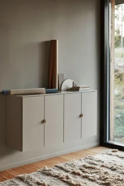 Lundia Fuuga sidobord, 128 cm, väggmontering, cashmere-Terrazzo-mässing