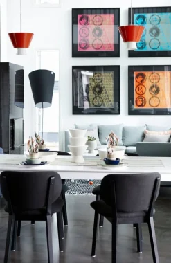 Lundia Soihtu golvlampa, svart