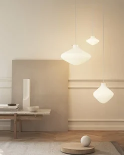 LYFA Repose pendel 260, opal - mässing