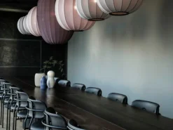 Made By Hand Knit-Wit pendellampa, 60 cm, sandsten