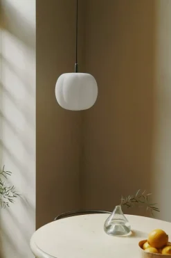 Made By Hand PePo pendellampa, 20 cm, opalglas