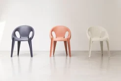 Magis Bell stol, high noon