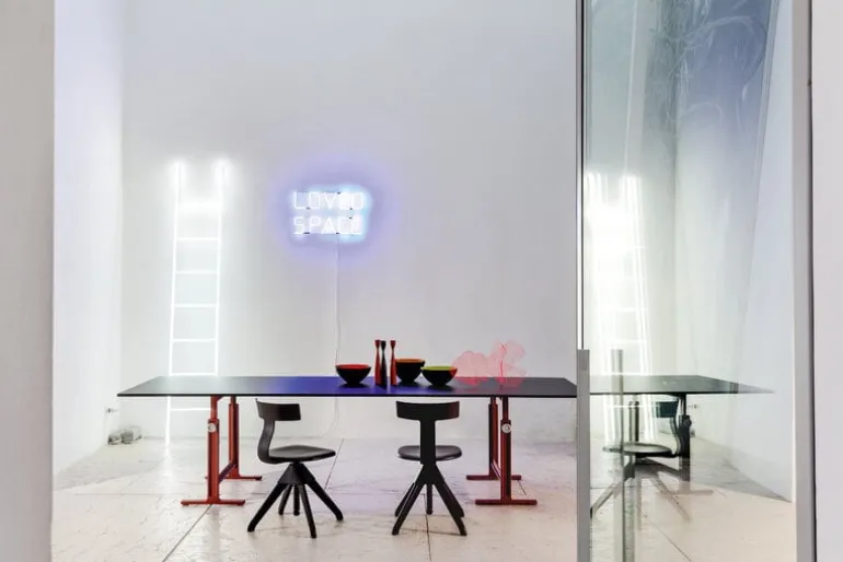 Magis Tuffy snurrstol, svart