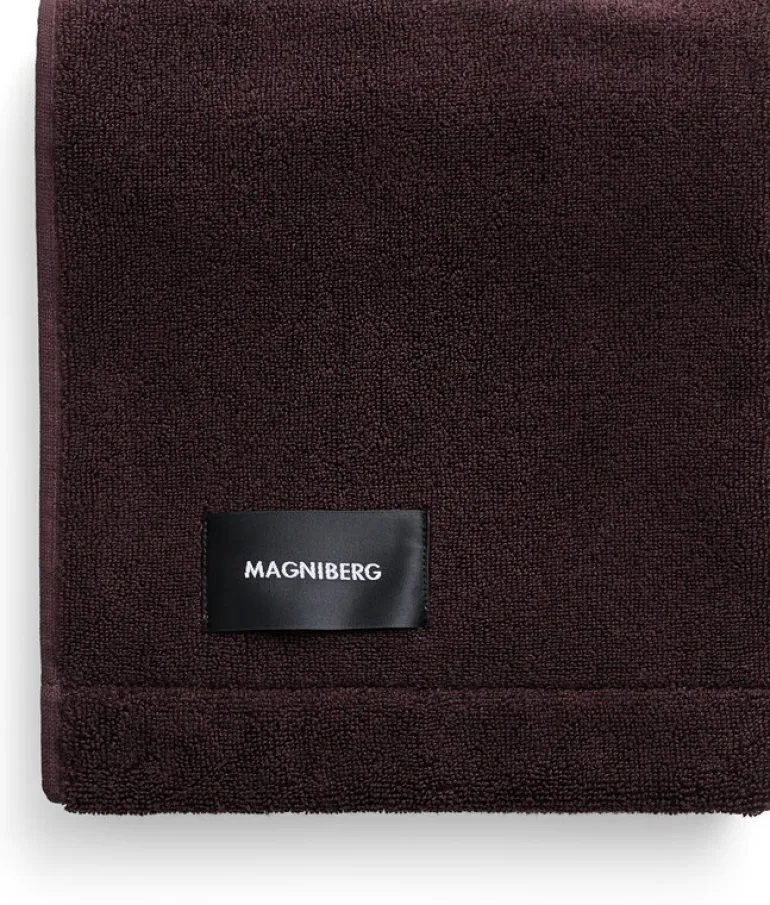 Magniberg Gelato handduk, 50 x 80 cm, körsbärsbrun