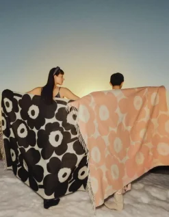 Marimekko Unikko filt, 130 x 180 cm,  vit - svart