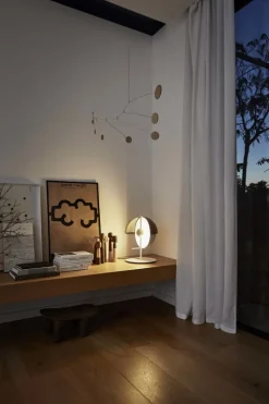 Marset Theia M bordslampa, vit