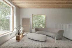 Massproductions Bit sidobord, naturlig ek