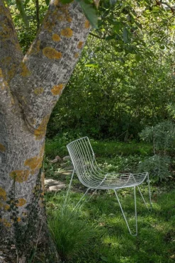 Massproductions Tio fåtölj, varmförzinkad