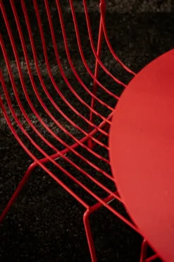 Massproductions Tio stol, klarröd