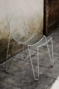 Massproductions Tio stol, varmförzinkad