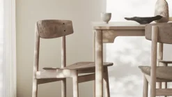 Mater Conscious 3162 stol, såpad ek - coffee waste light