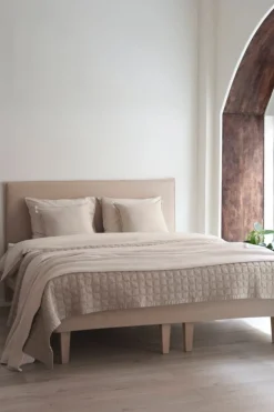 Matri Slim sänggavel, Wooly, sand