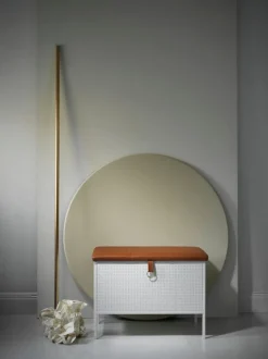 Maze Frank förvaringsbänk, vit - cognac