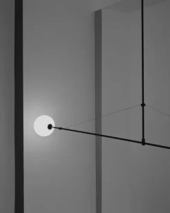 Michael Anastassiades Mobile Chandelier 2, svart patinerad mässing
