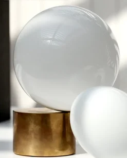 Michael Anastassiades Tip of the Tongue bordslampa, polerad mässing