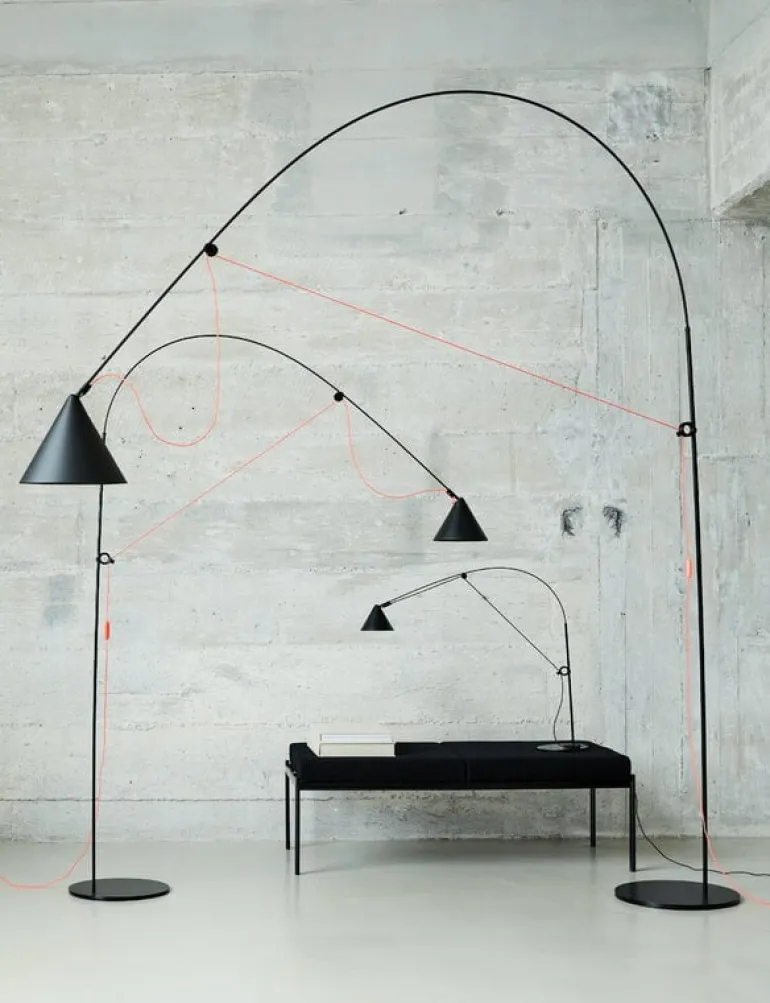 Midgard AYNO L golvlampa, 2700 K, svart - orange