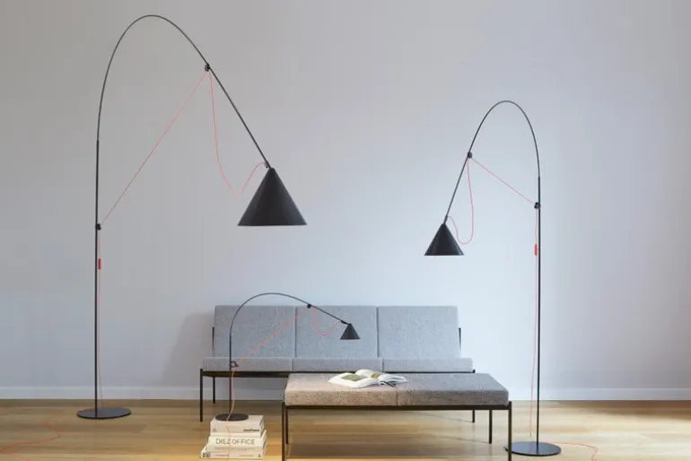 Midgard AYNO L golvlampa, 2700 K, svart - orange