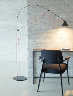 Midgard AYNO L golvlampa, 2700 K, svart - orange