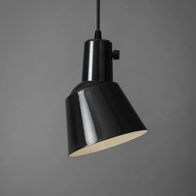 Midgard K831 taklampa, svart