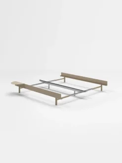 Moebe Nattduksbord, sand