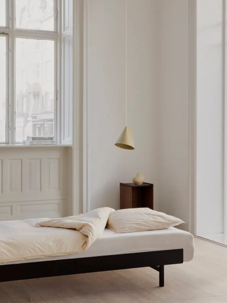 Moebe Säng, hög, 90–180 cm, svart