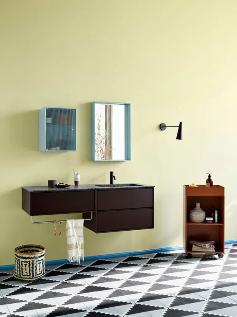 Montana Furniture Preppy vagn, 151 Rhubarb