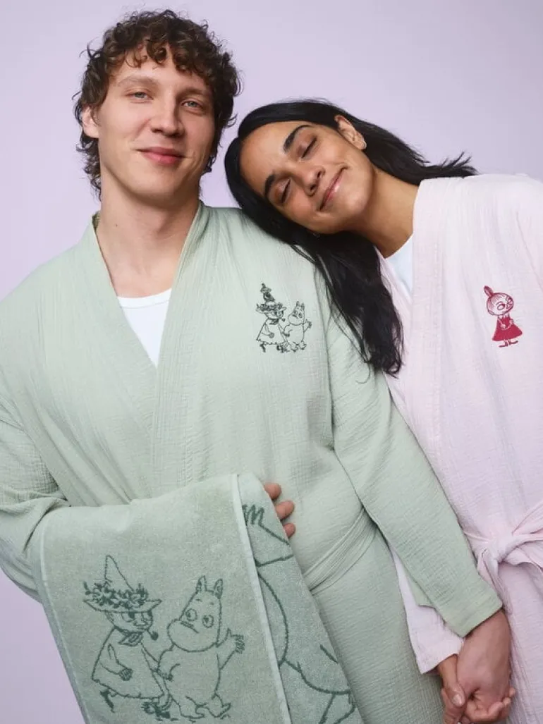 Moomin Arabia Mumin badlakan, 70 x 140 cm, Friends forever