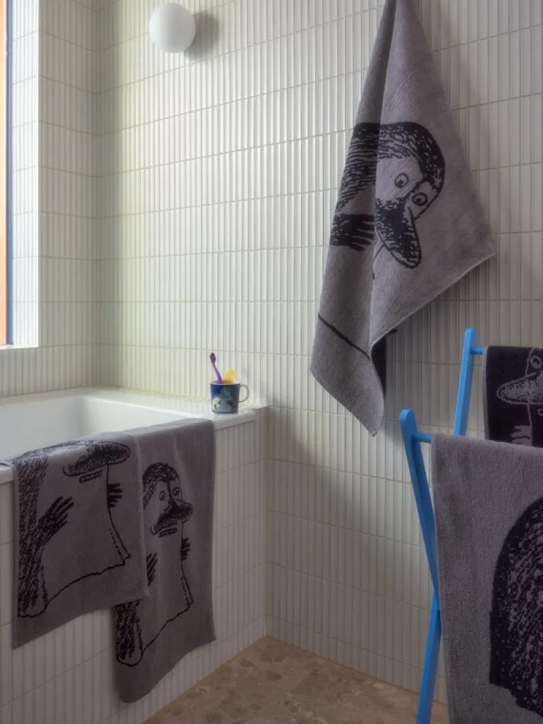 Moomin Arabia Mumin handduk, 50 x 70 cm, Mårran, grå