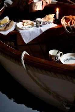 Moomin Arabia Mumin tallrik, Trogen sitt ursprung